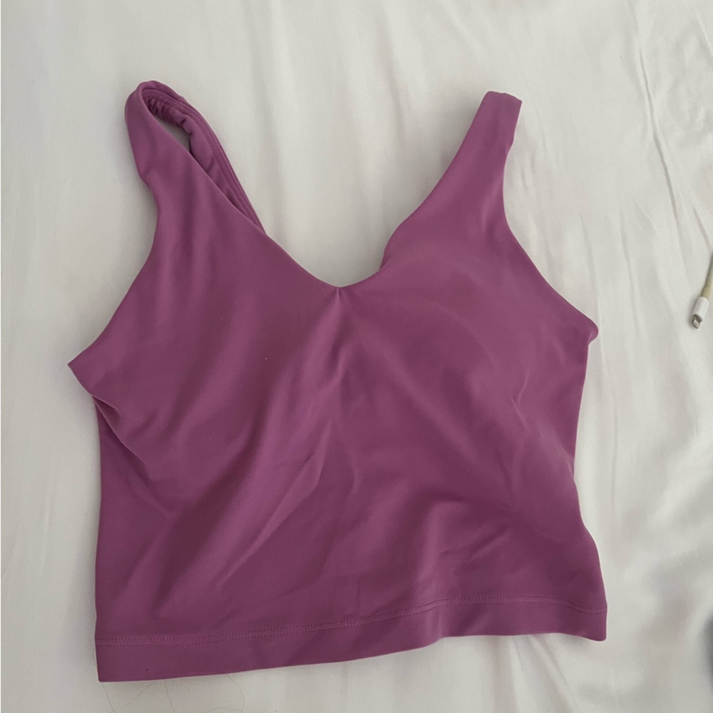 Athleta athletic top
Transcend V-Neck Crop Bra A-C